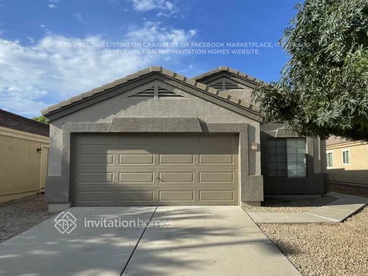Primary Photo - 2339 W Silver Creek Ln