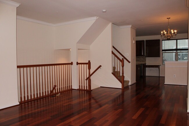 Building Photo - 123 Albemarle St