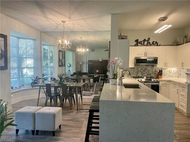 Foto del edificio - 56 Silver Oaks Cir