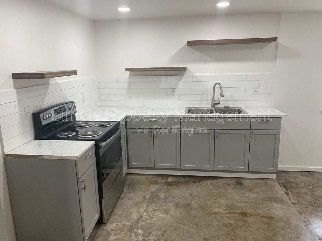 Foto principal - 3018 NW 19th St