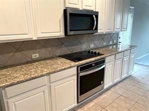 Building Photo - 1803 Modena Dr
