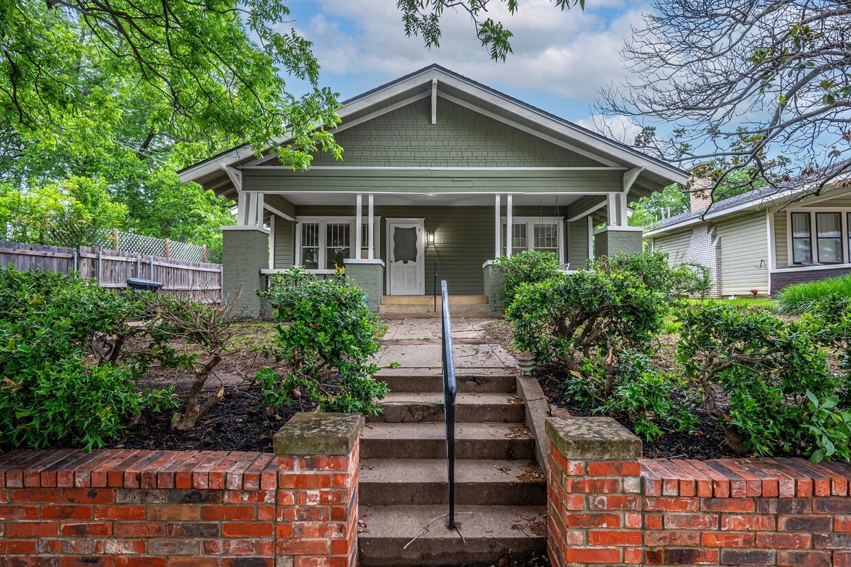 Updated 3/2 in SW Ardmore - Updated 3/2 in  SW Ardmore