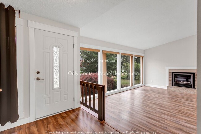 Building Photo - Sun-Filled Sanctuary with Modern Amenities...