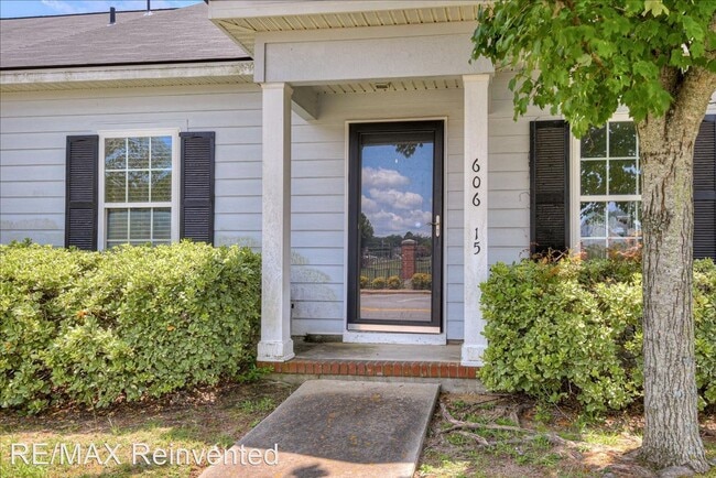 Building Photo - 3 br, 3 bath House - 606 West Buena Vista ...