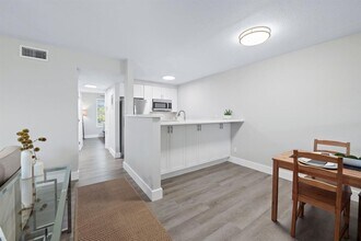 Building Photo - 7801 Shoal Creek Blvd
