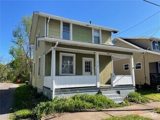 Building Photo - 412 20th St