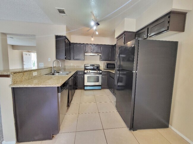 Foto del edificio - 9404 Hershey Ln