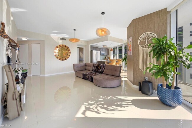 Foto del edificio - 2 br, 2.5 bath Condo - 488 NE 18th St Unit...