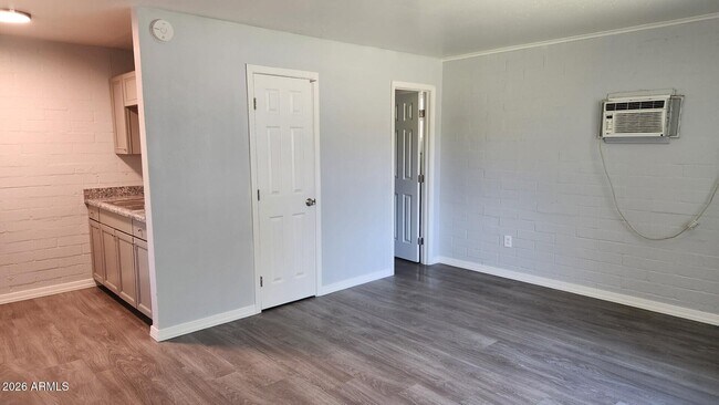 Foto del edificio - 2645 W Morten Ave