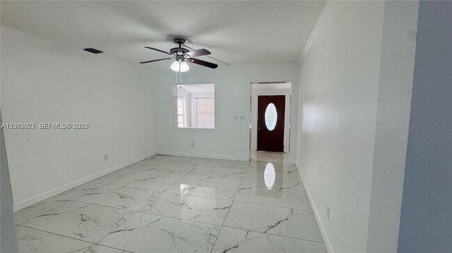 Foto del edificio - 2731 NW 100th St