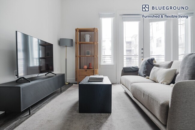 Building Photo - 212 W Highland Mall Blvd