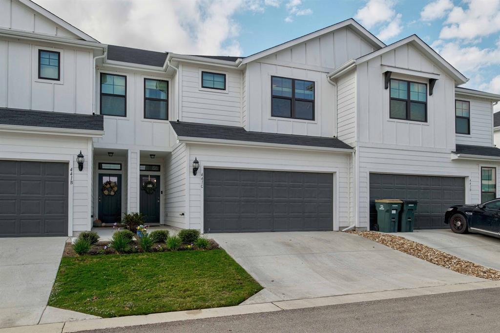 441 Fieldwood Dr, Mustang Ridge, TX 78610 Townhome Rentals in Mustang Ridge TX