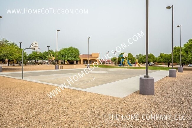 Foto del edificio - 6645 E Gehrig Ln