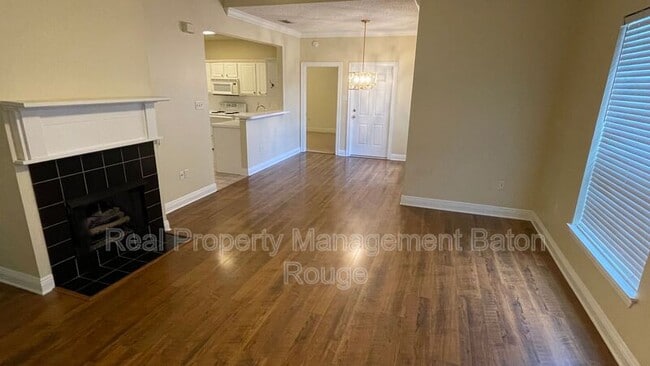 Building Photo - 4464 Highland Rd