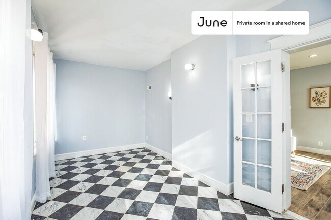 Foto del edificio - Room in Shared 7 bed/6 bath home in Dupont Park