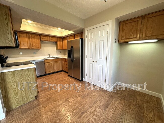 Building Photo - 6168 S Steamboat Way