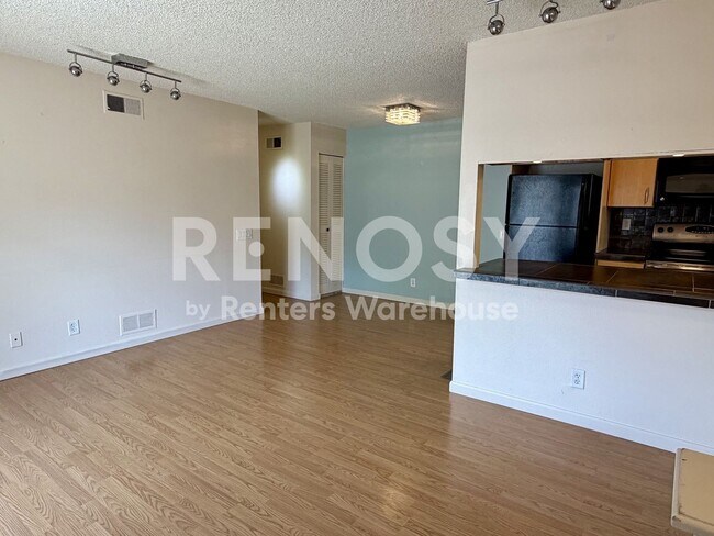 Foto del edificio - 9195 E Lehigh Ave