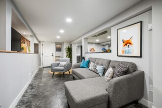 Building Photo - 1229 SE 36th Ave