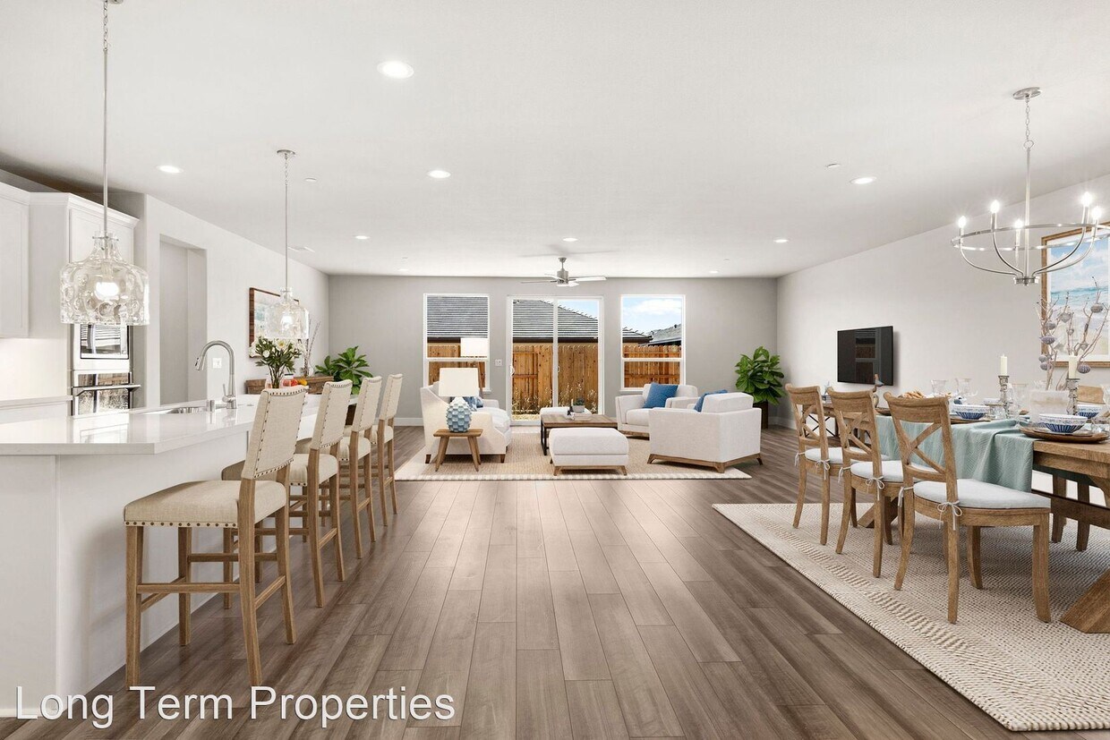 4 br, 3 bath House 966 Culton St House Rental in Winters, CA