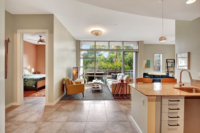 Photo - 365 SE 6th Ave (Delray Beach, FL) Apartment