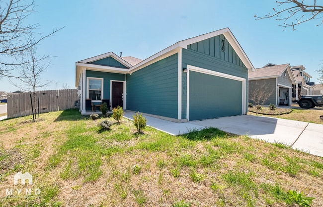 Building Photo - 3301 Breckenridge Dr