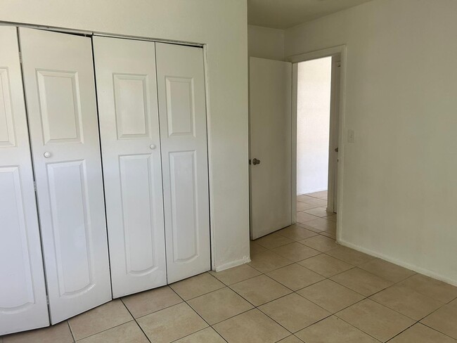 Foto del edificio - 2240 NW 59th Terrace