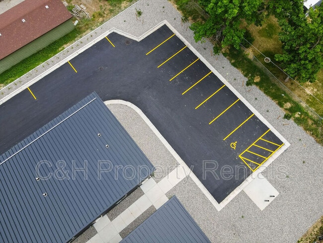 Foto del edificio - 218 Reda Ln