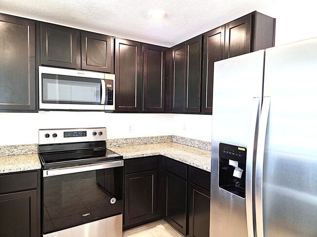 Building Photo - 12183 High Rock Wy