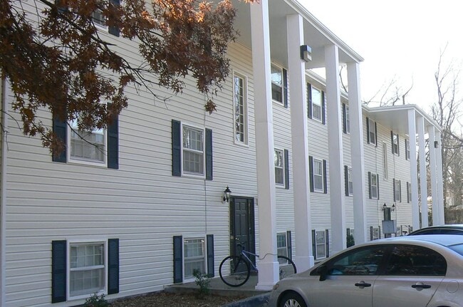 Building Photo - 1234 E McDaniel St