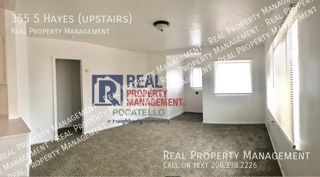Building Photo - 2 Bedroom 1 Bath - Main House w/ a Bonus room