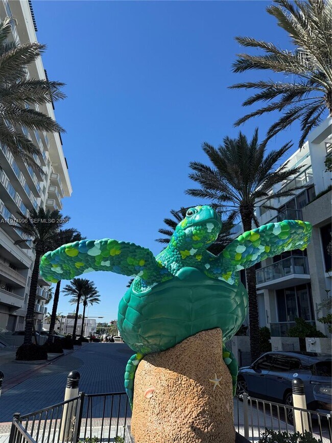 Foto del edificio - 9225 Collins Ave