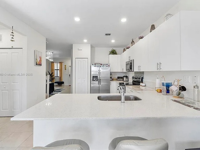 Kitchen - 11962 SW 247th Ter