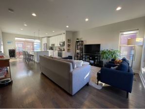 Foto del edificio - 759 W Evergreen Ave