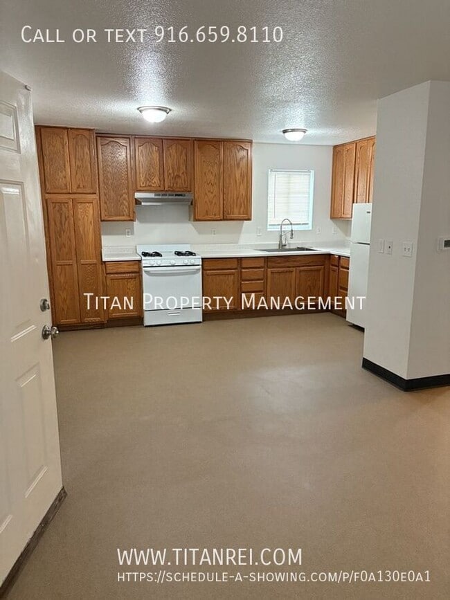 Foto del edificio - 3736 Astoria St