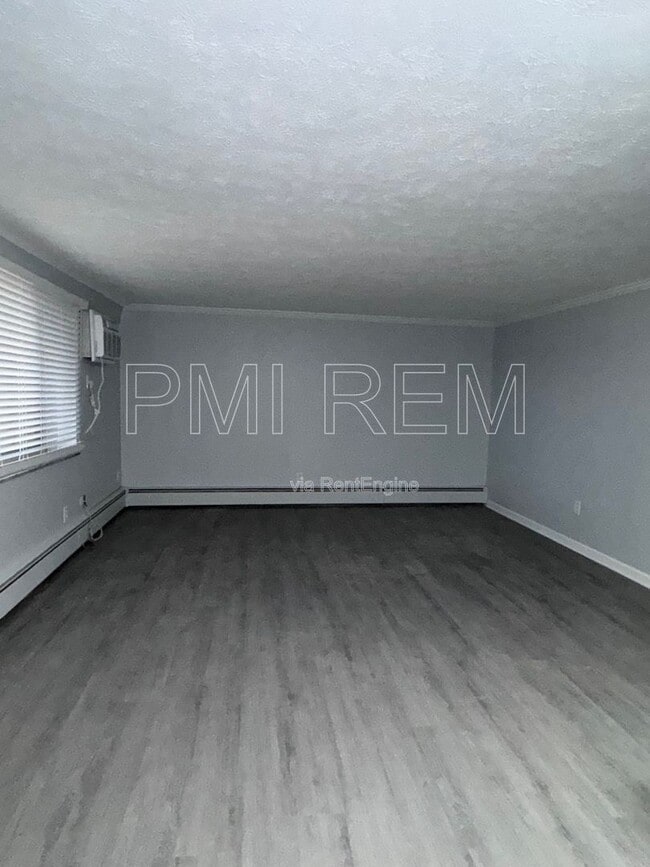 Interior Photo - Newton Apartments