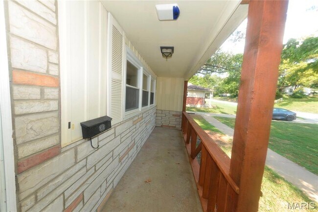 Foto del edificio - 1005 Hawthorn Ave