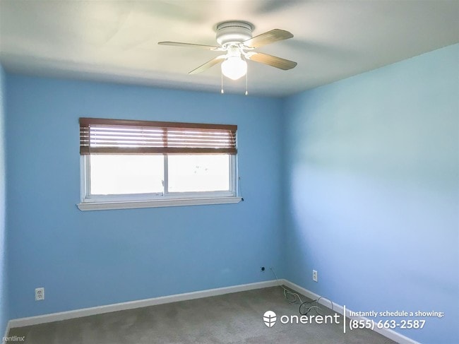 Building Photo - 2 br, 1 bath Condo - 10815 Julius St
