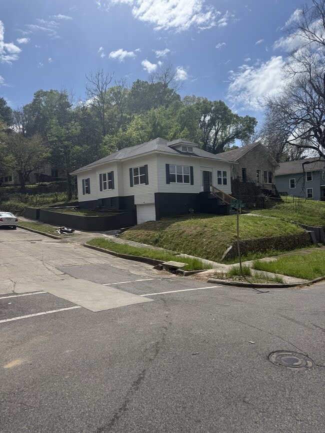 Building Photo - 2337 23rd St Ensley