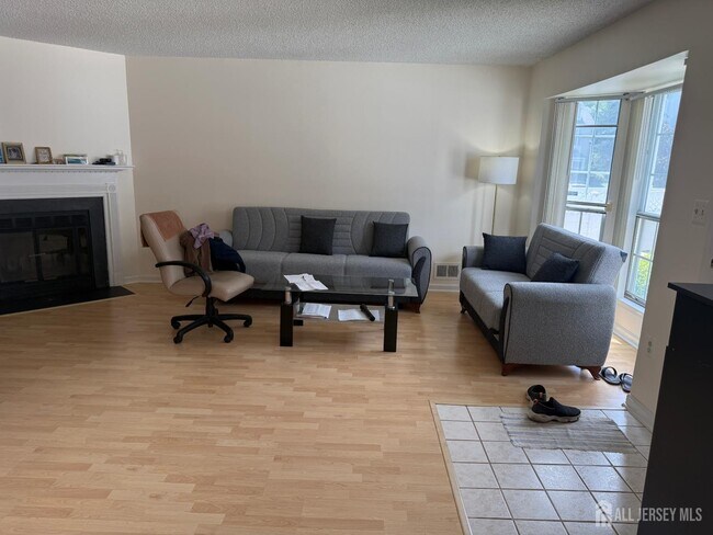 Foto del edificio - 207 Darwin Ln