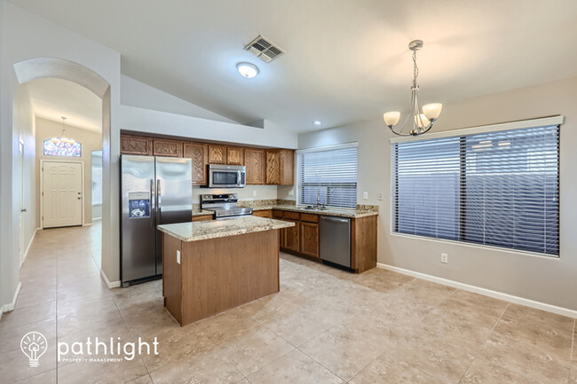 Foto del edificio - 12332 W Rancho Drive, Litchfield Park, AZ,...