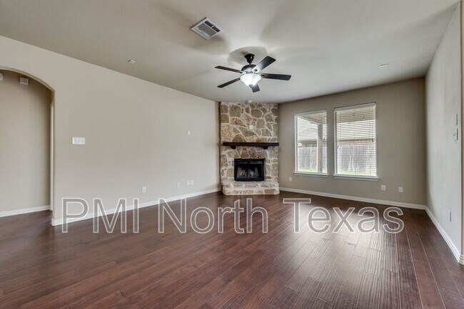 Building Photo - 11213 Amistad Dr