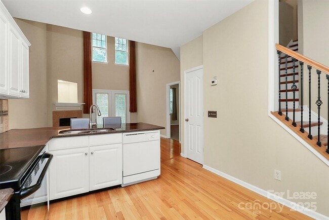 Foto del edificio - 16919 Commons Creek Dr