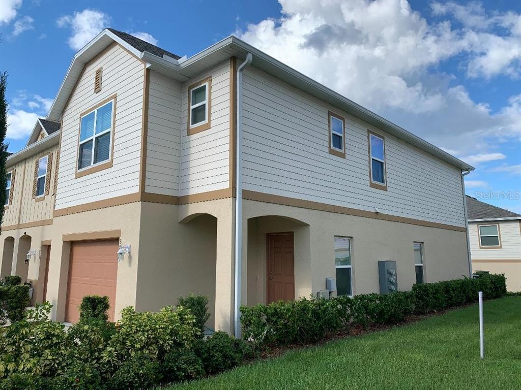 3853 Hampstead Ln, Lakeland, FL 33810 Townhome Rentals in Lakeland FL