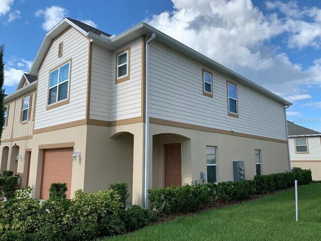 Foto del edificio - 3853 Hampstead Ln