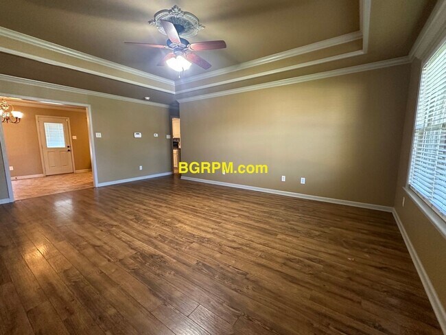 Foto del edificio - 3 Bd, 2 BA, Home in Ward