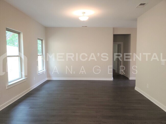Building Photo - Home for Rent in Clanton, AL! Available to view Now!!