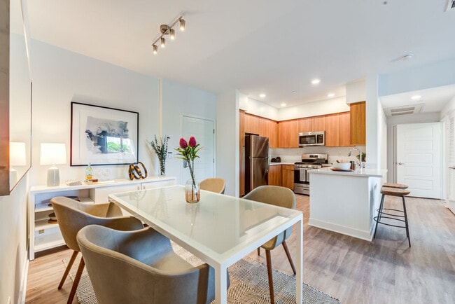 Building Photo - IMT 6500