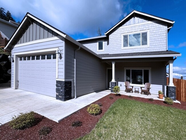 Building Photo - 2771 Cascara Dr
