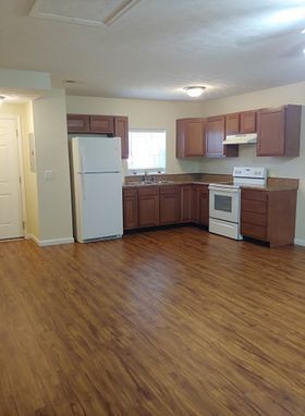 Primary Photo - 312 Bays Ave