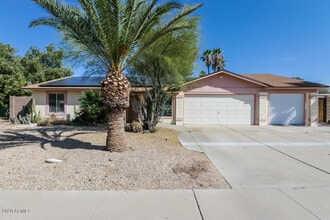 Building Photo - 4924 W Villa Rita Dr